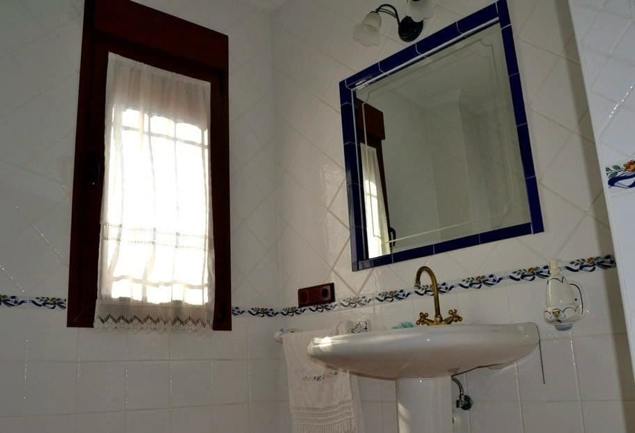Se vende Villa - Chalet de 4 dormitorios en Costa Blanca, Alicante, España