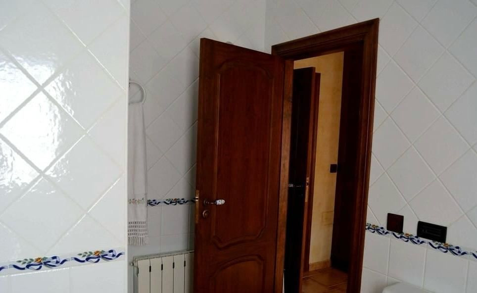 Se vende Villa - Chalet de 4 dormitorios en Costa Blanca, Alicante, España