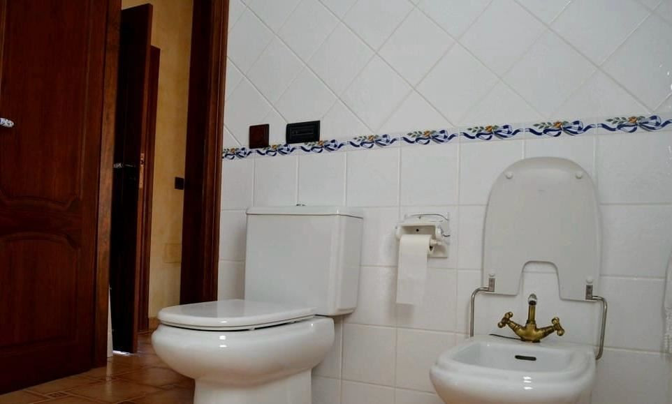 Se vende Villa - Chalet de 4 dormitorios en Costa Blanca, Alicante, España