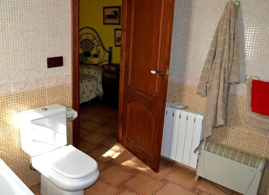 Se vende Villa - Chalet de 4 dormitorios en Costa Blanca, Alicante, España