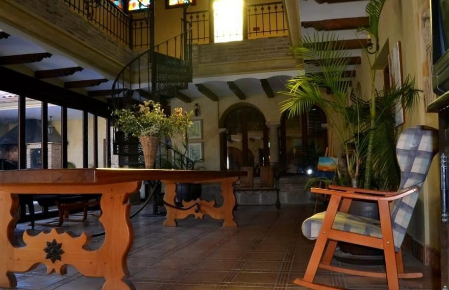 Se vende Villa - Chalet de 4 dormitorios en Costa Blanca, Alicante, España