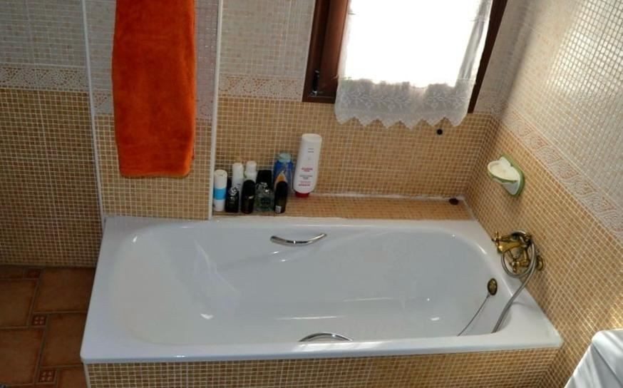 Se vende Villa - Chalet de 4 dormitorios en Costa Blanca, Alicante, España