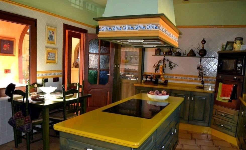 Se vende Villa - Chalet de 4 dormitorios en Costa Blanca, Alicante, España