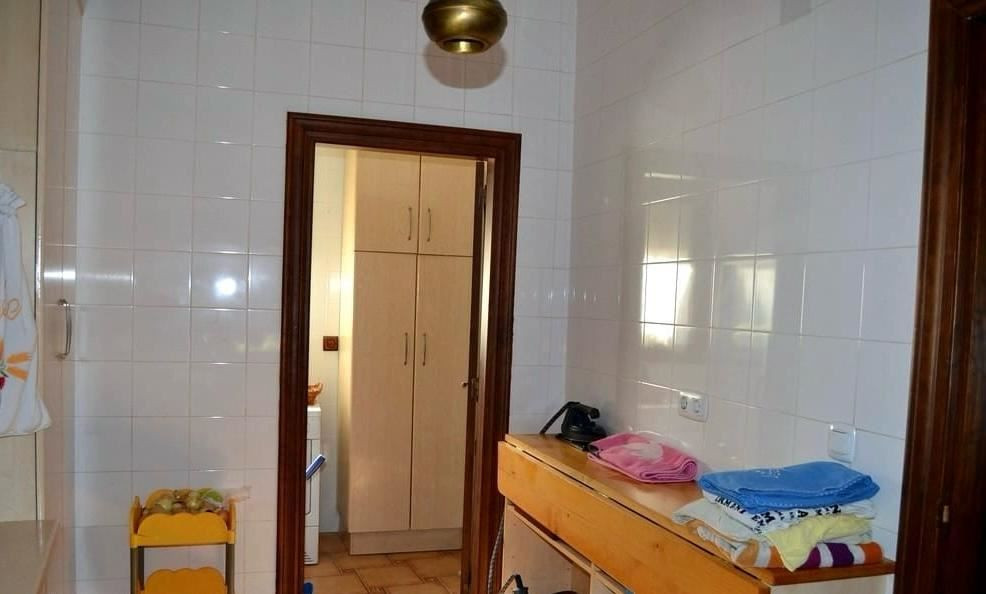 Se vende Villa - Chalet de 4 dormitorios en Costa Blanca, Alicante, España