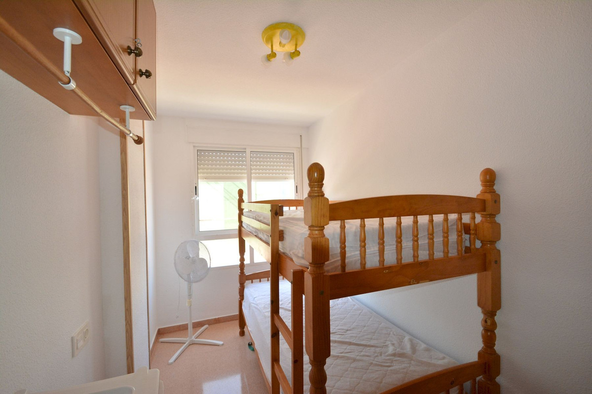 Se vende Apartamento Planta Baja de 2 dormitorios en Costa Blanca, Alicante, España
