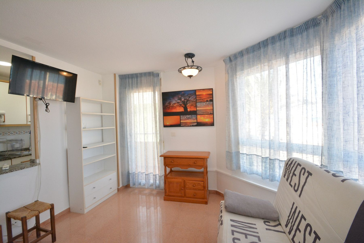 Se vende Apartamento Planta Baja de 2 dormitorios en Costa Blanca, Alicante, España
