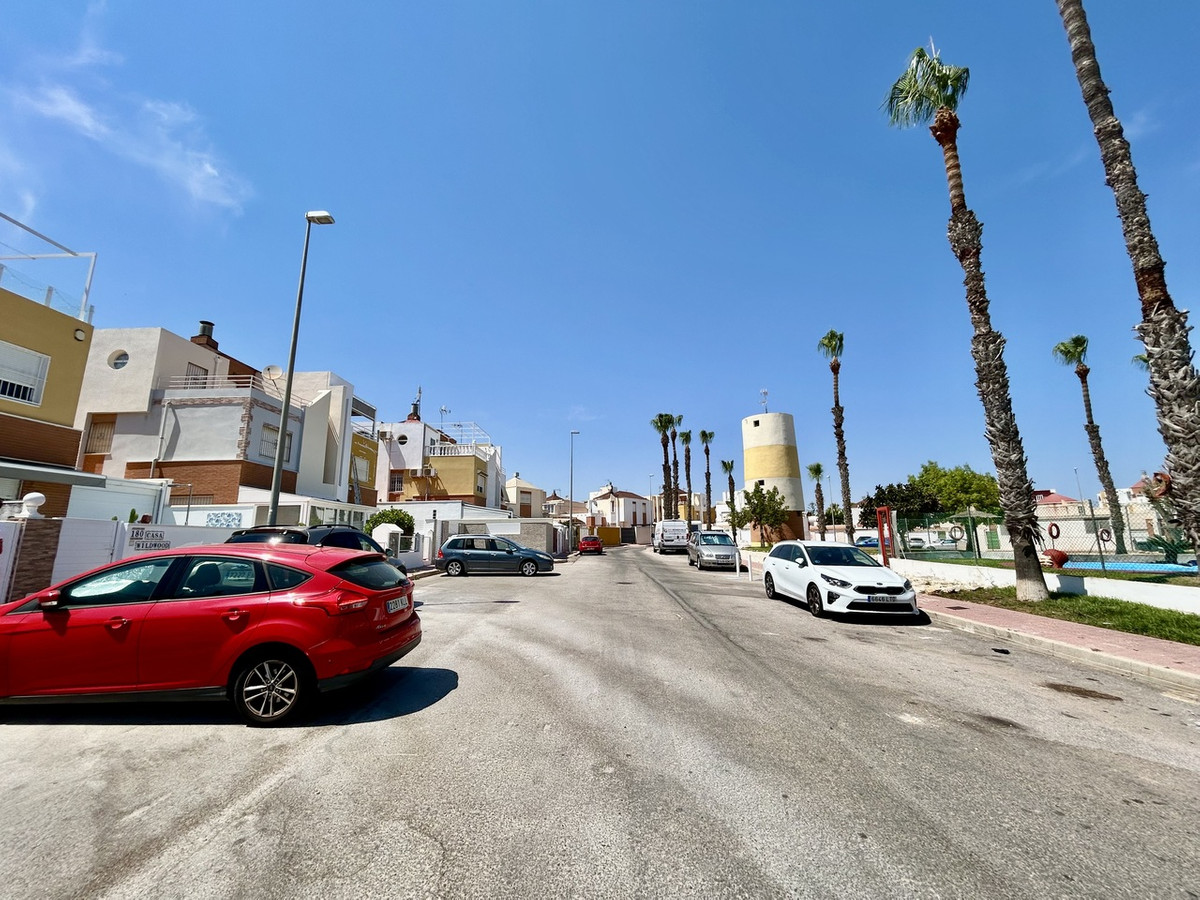 2 Bed Townhouse for sale in Los Altos Costa Blanca, Alicante, Spain
