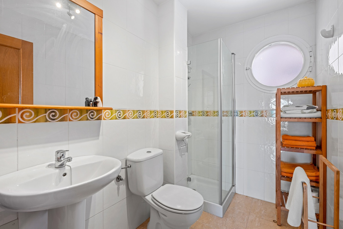 3 Bed Apartment for sale in Cabo Roig Costa Blanca, Alicante, Spain