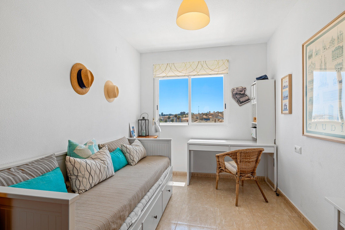 3 Bed Apartment for sale in Cabo Roig Costa Blanca, Alicante, Spain