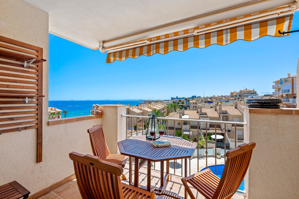 3 Bed Apartment for sale in Cabo Roig Costa Blanca, Alicante, Spain