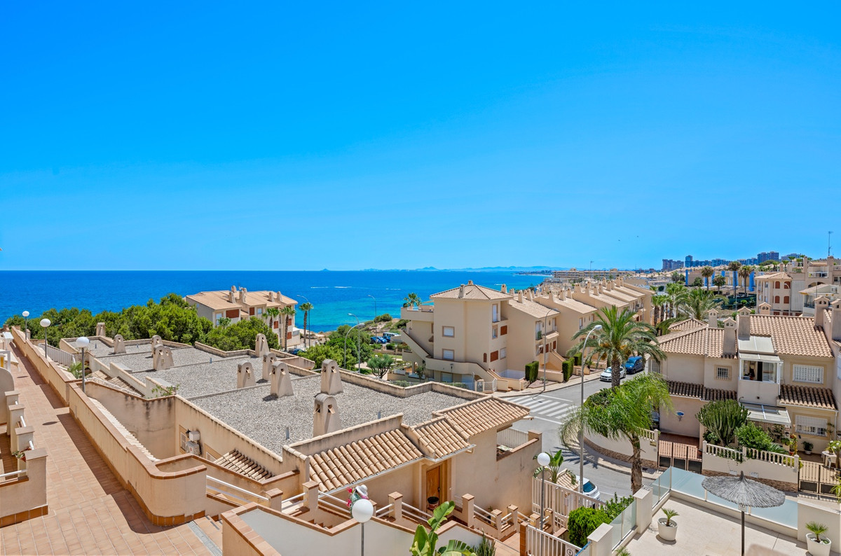 3 Bed Apartment for sale in Cabo Roig Costa Blanca, Alicante, Spain