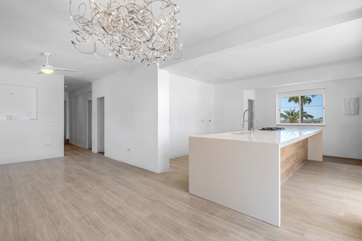 8 Bed Townhouse for sale in Los Montesinos Costa Blanca, Alicante, Spain