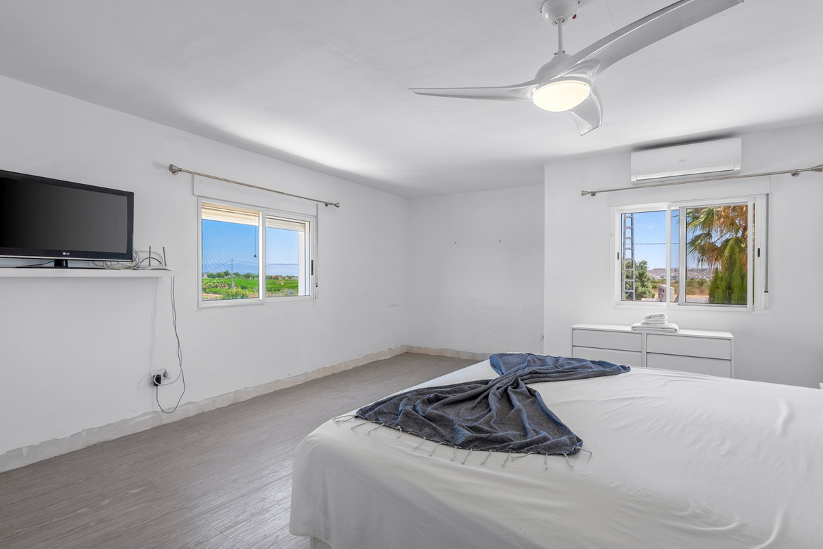 8 Bed Townhouse for sale in Los Montesinos Costa Blanca, Alicante, Spain