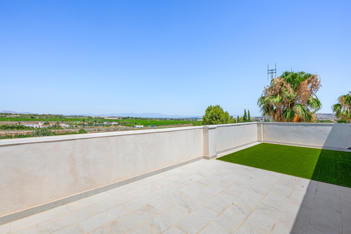 8 Bed Townhouse for sale in Los Montesinos Costa Blanca, Alicante, Spain