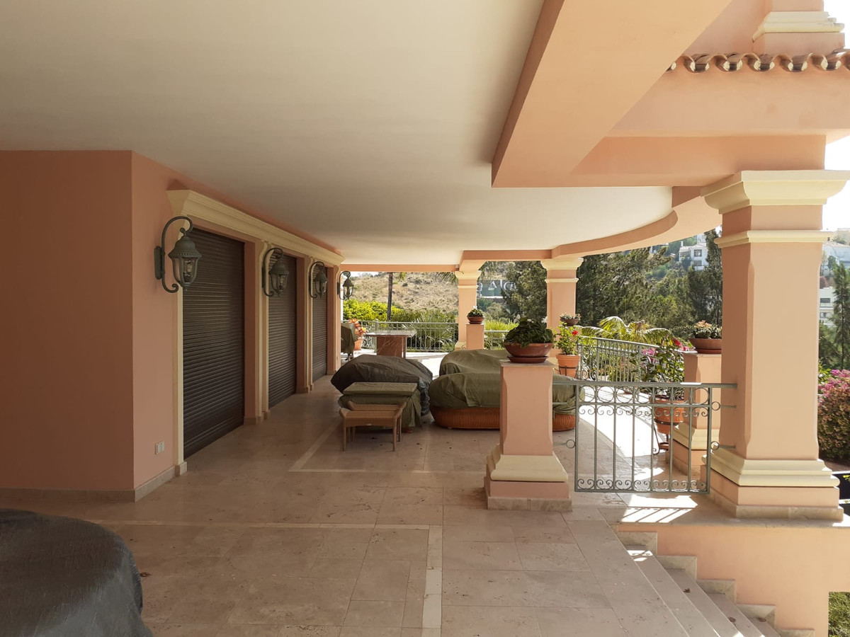 Se vende Villa - Chalet de 4 dormitorios en Costa Del Sol, Málaga, España