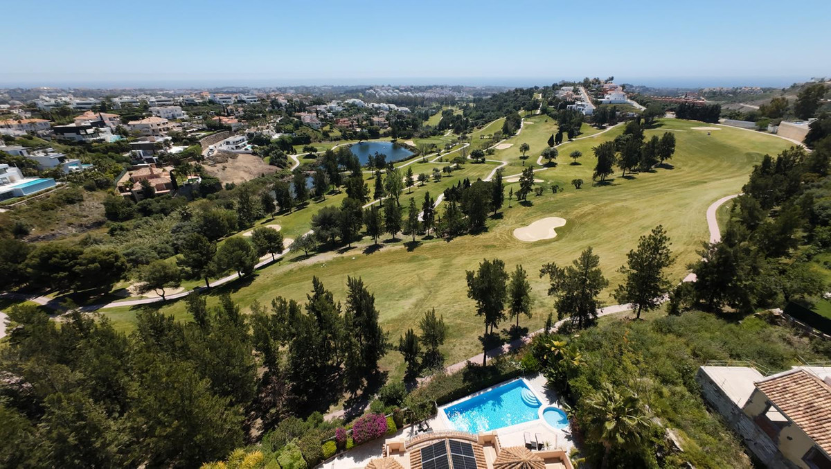 Se vende Villa - Chalet de 4 dormitorios en Costa Del Sol, Málaga, España