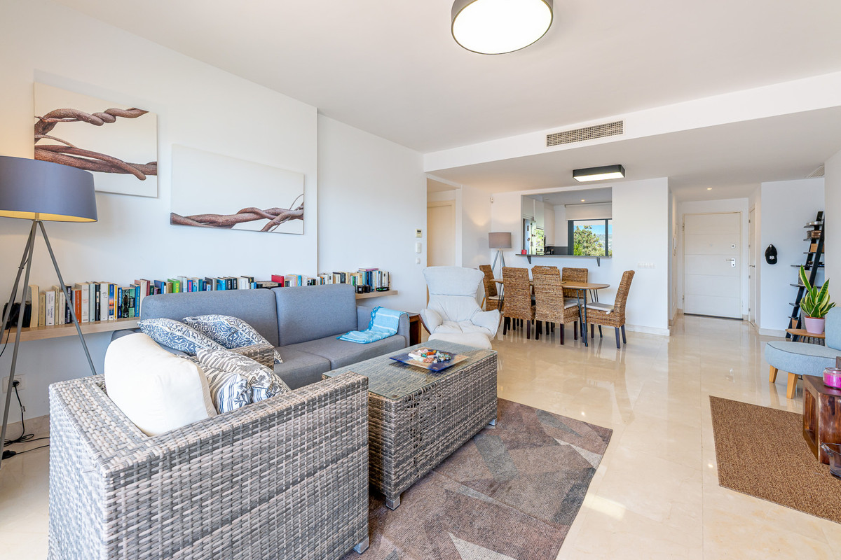 2 Bed Apartment for sale in Doña Julia Costa Del Sol, Málaga, Spain