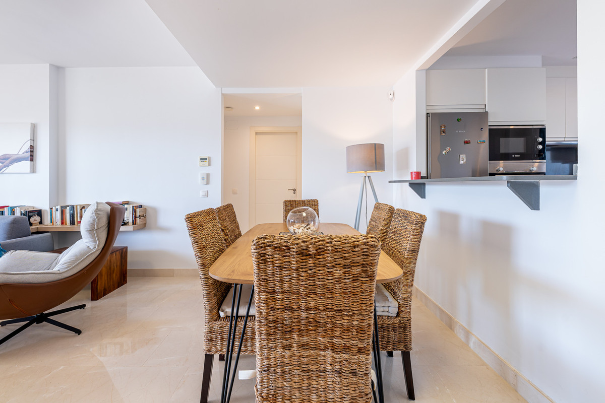 2 Bed Apartment for sale in Doña Julia Costa Del Sol, Málaga, Spain