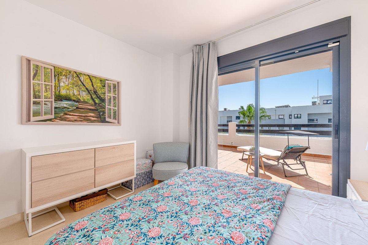 2 Bed Apartment for sale in Doña Julia Costa Del Sol, Málaga, Spain