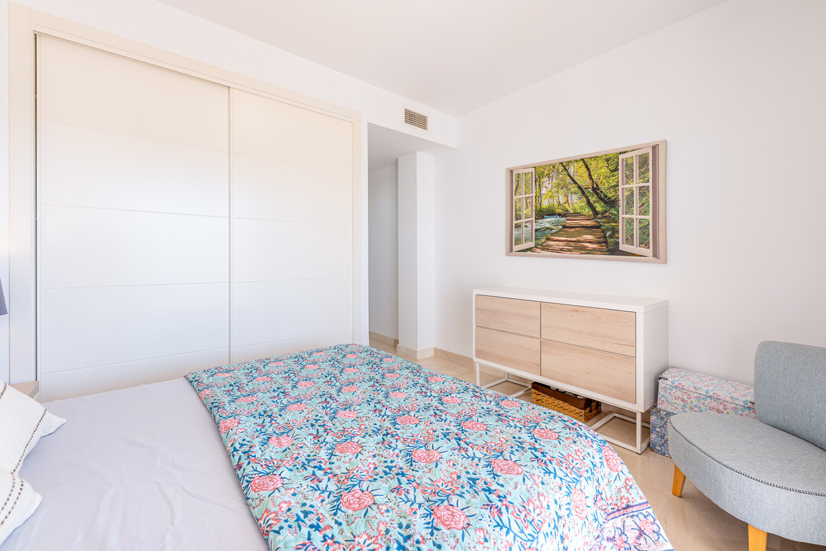 2 Bed Apartment for sale in Doña Julia Costa Del Sol, Málaga, Spain