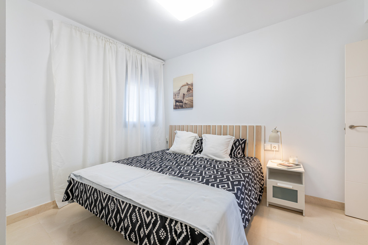 2 Bed Apartment for sale in Doña Julia Costa Del Sol, Málaga, Spain