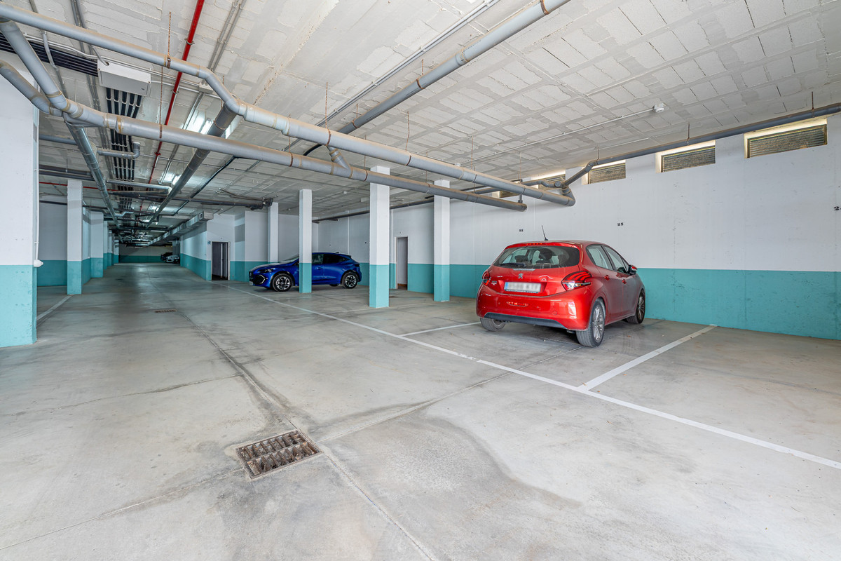 2 Bed Apartment for sale in Doña Julia Costa Del Sol, Málaga, Spain