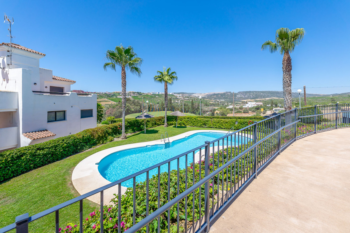 2 Bed Apartment for sale in Doña Julia Costa Del Sol, Málaga, Spain