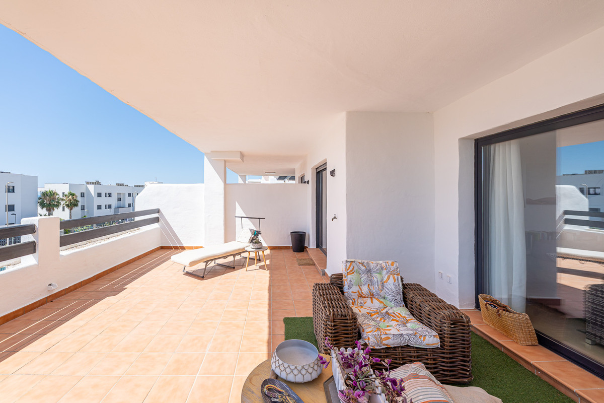 2 Bed Apartment for sale in Doña Julia Costa Del Sol, Málaga, Spain