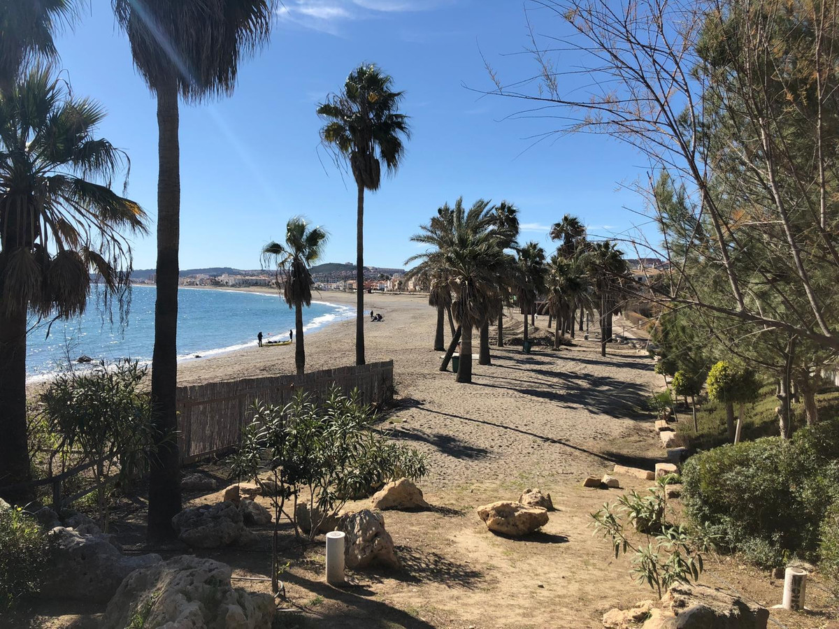 2 Bed Apartment for sale in Doña Julia Costa Del Sol, Málaga, Spain