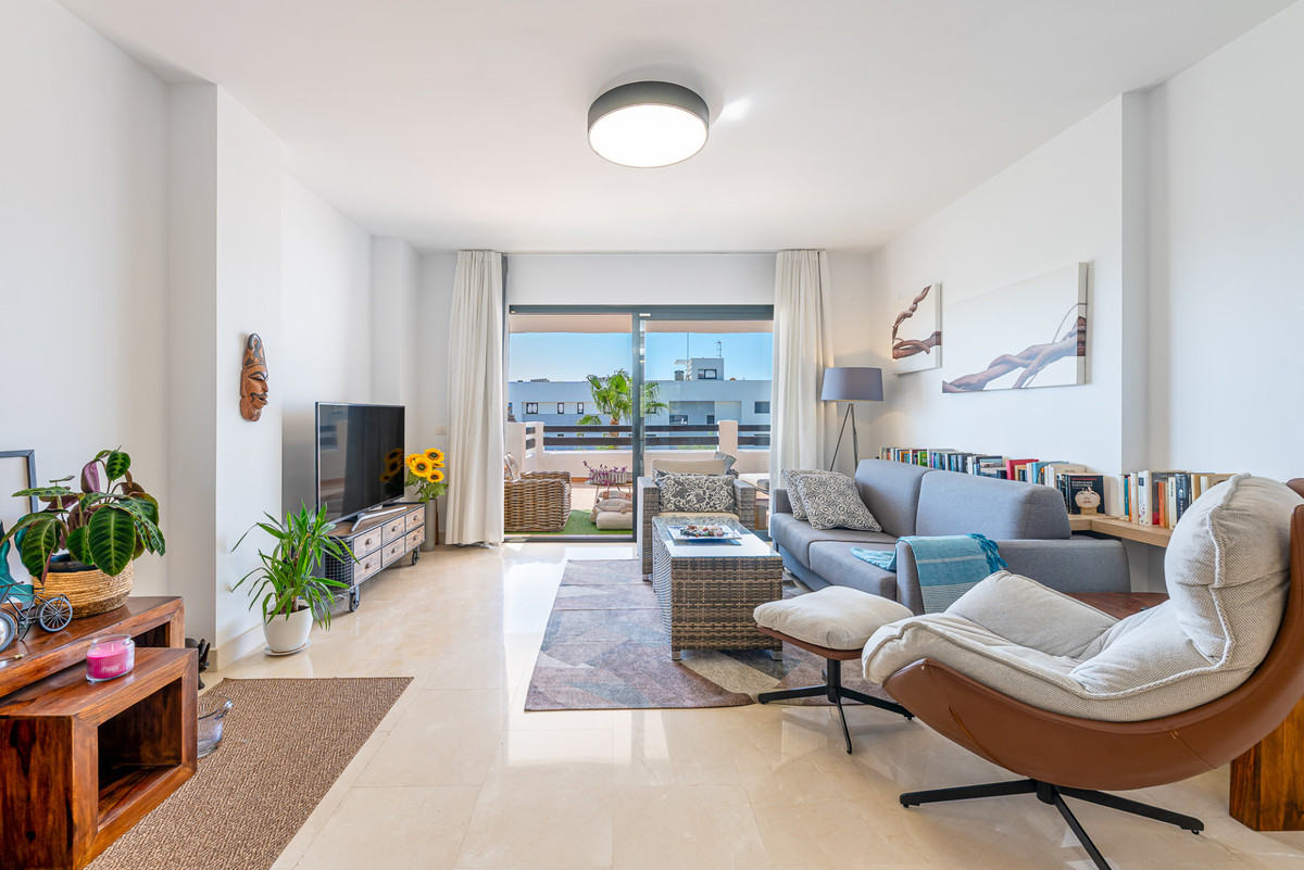 2 Bed Apartment for sale in Doña Julia Costa Del Sol, Málaga, Spain