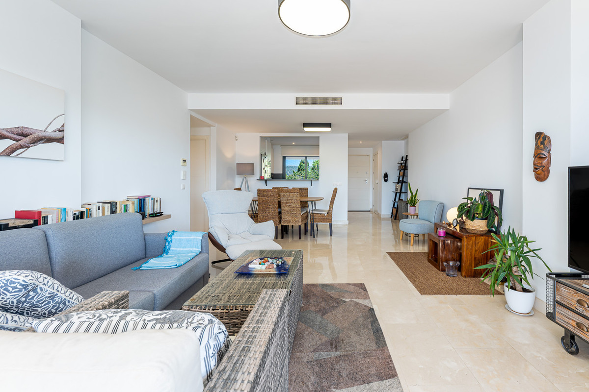 2 Bed Apartment for sale in Doña Julia Costa Del Sol, Málaga, Spain