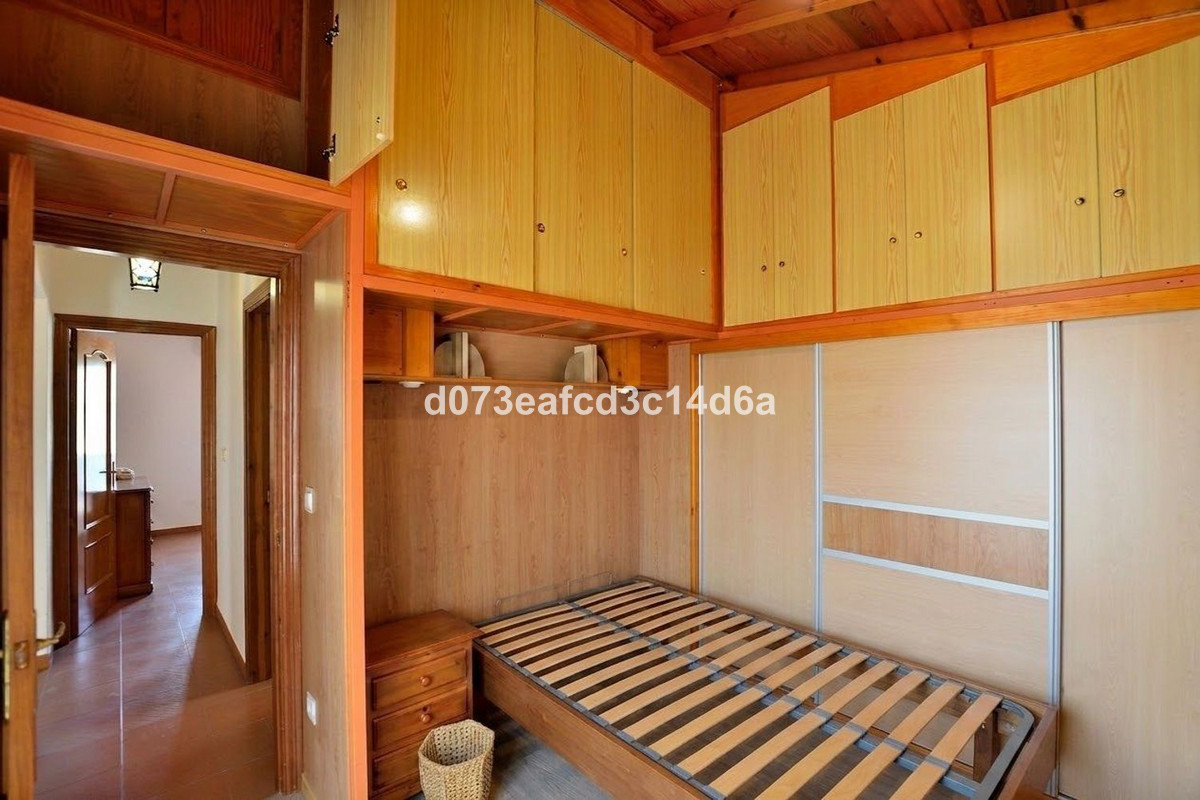 3 Bed Townhouse for sale in Ronda Costa Del Sol, Málaga, Spain
