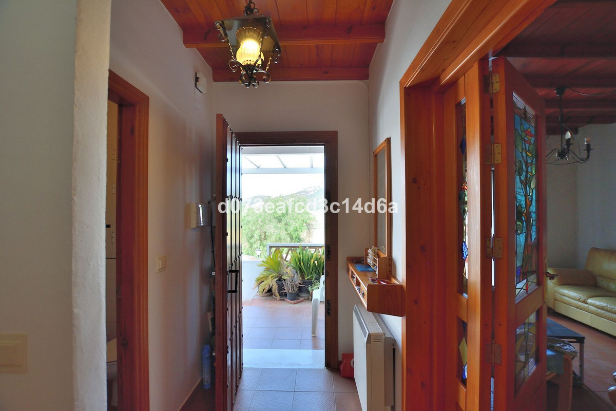 3 Bed Townhouse for sale in Ronda Costa Del Sol, Málaga, Spain