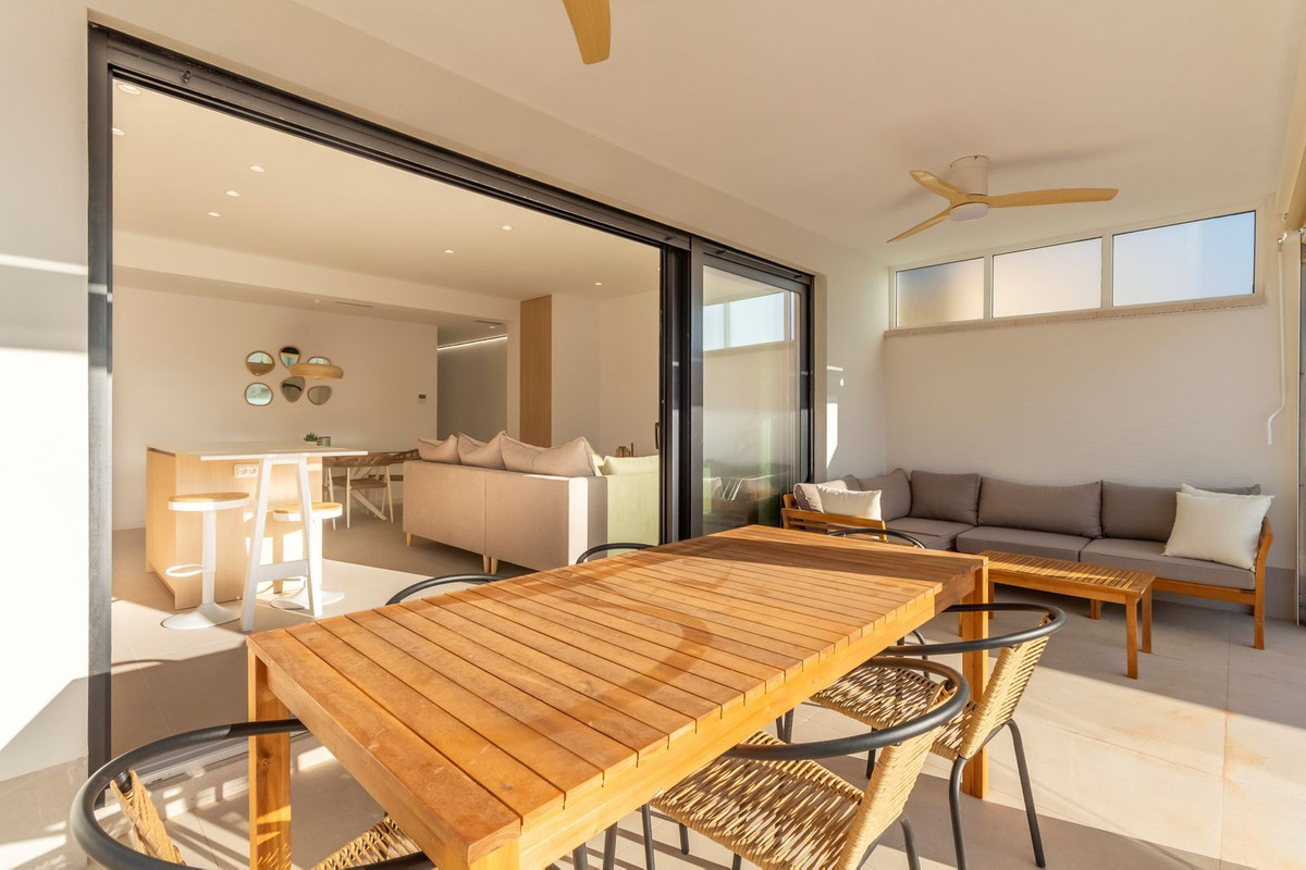 3 Bed Townhouse for sale in Torrevieja Costa Blanca, Alicante, Spain