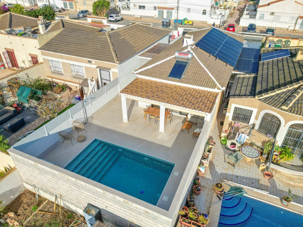 3 Bed Townhouse for sale in Torrevieja Costa Blanca, Alicante, Spain