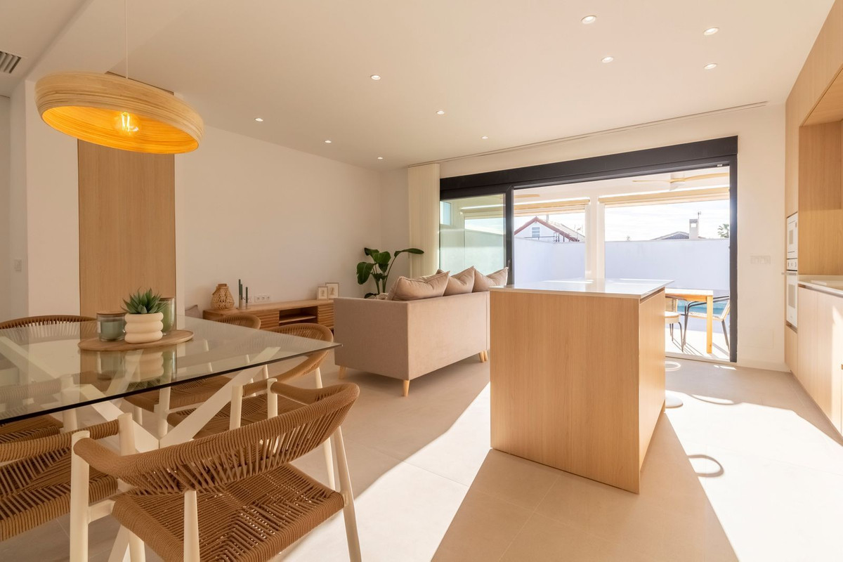 3 Bed Townhouse for sale in Torrevieja Costa Blanca, Alicante, Spain
