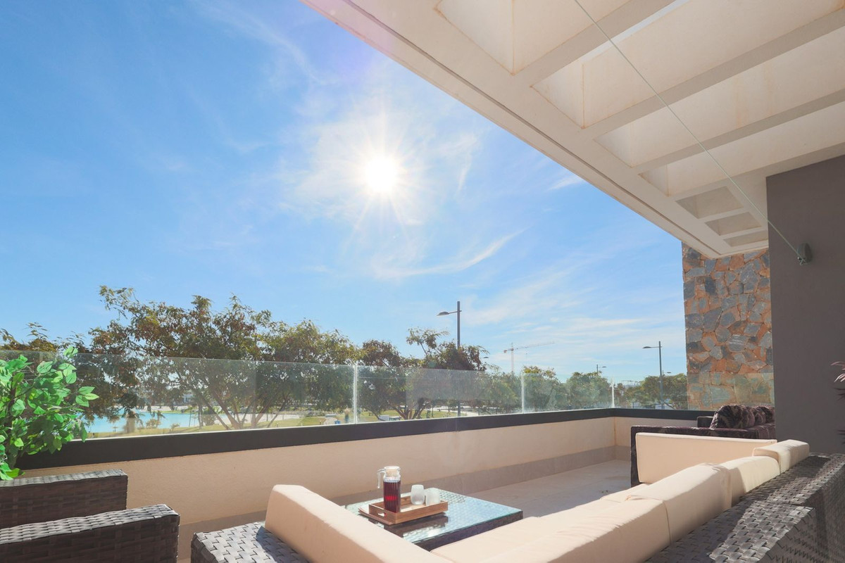 Se vende Villa - Chalet de 4 dormitorios en Costa Calida, Murcia, España