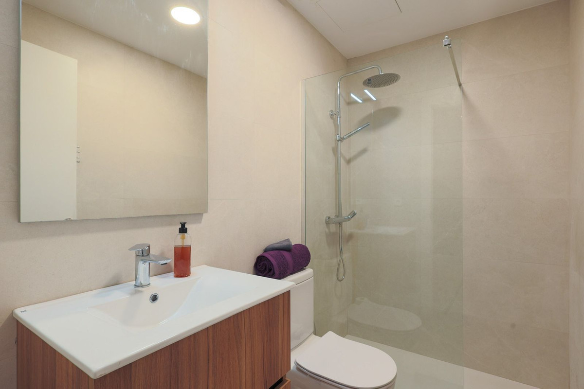 Se vende Villa - Chalet de 4 dormitorios en Costa Calida, Murcia, España