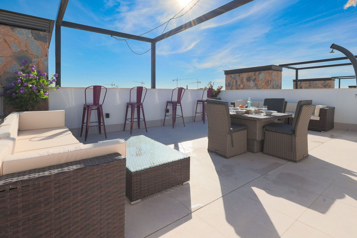 Se vende Villa - Chalet de 4 dormitorios en Costa Calida, Murcia, España