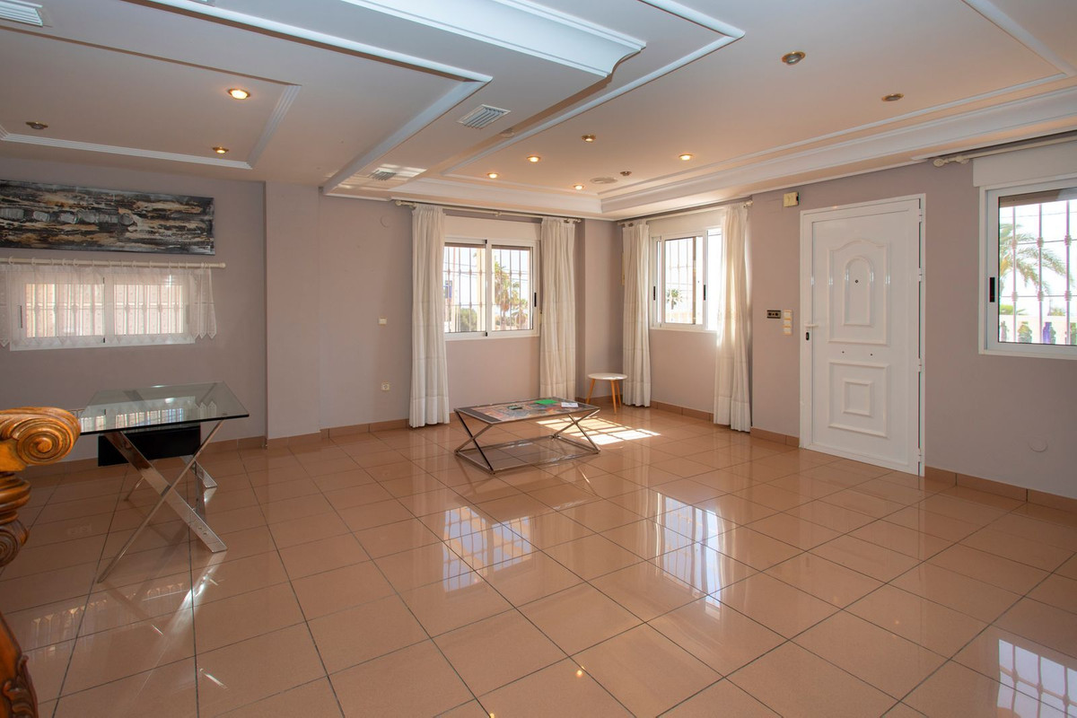 4 Bed Townhouse for sale in Torrevieja Costa Blanca, Alicante, Spain