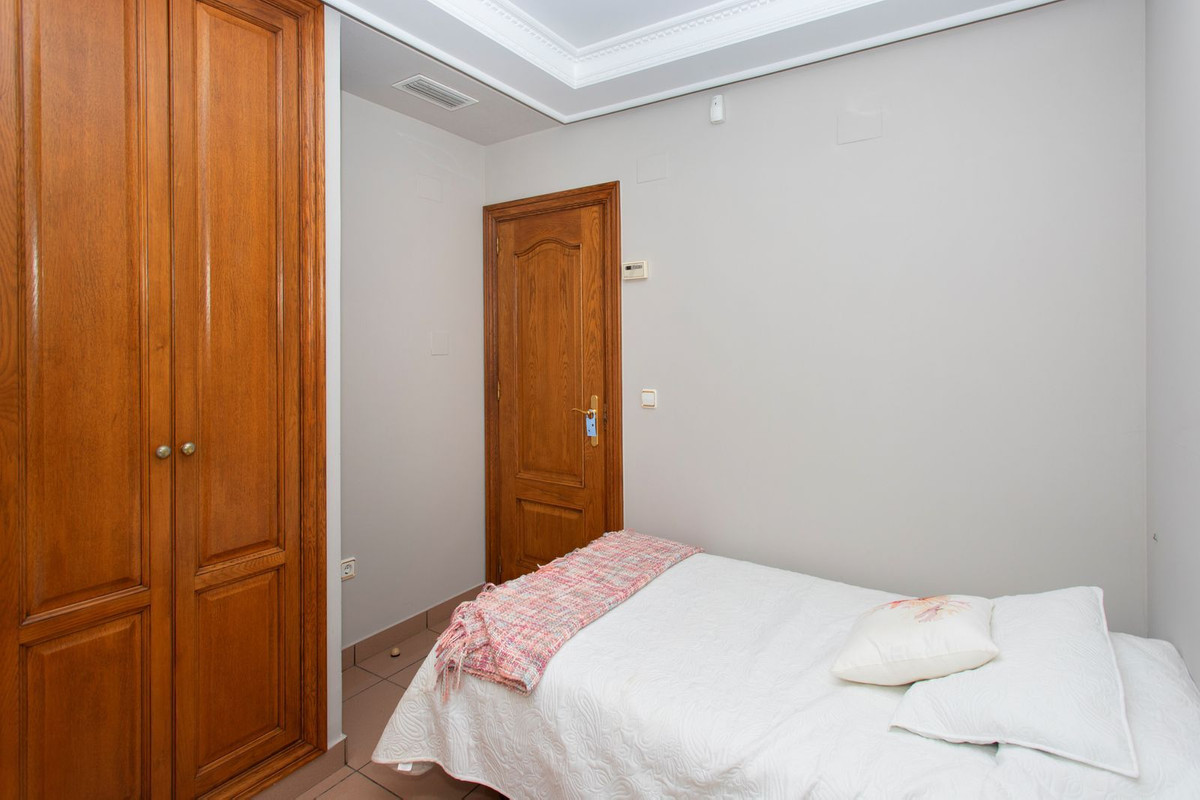 4 Bed Townhouse for sale in Torrevieja Costa Blanca, Alicante, Spain