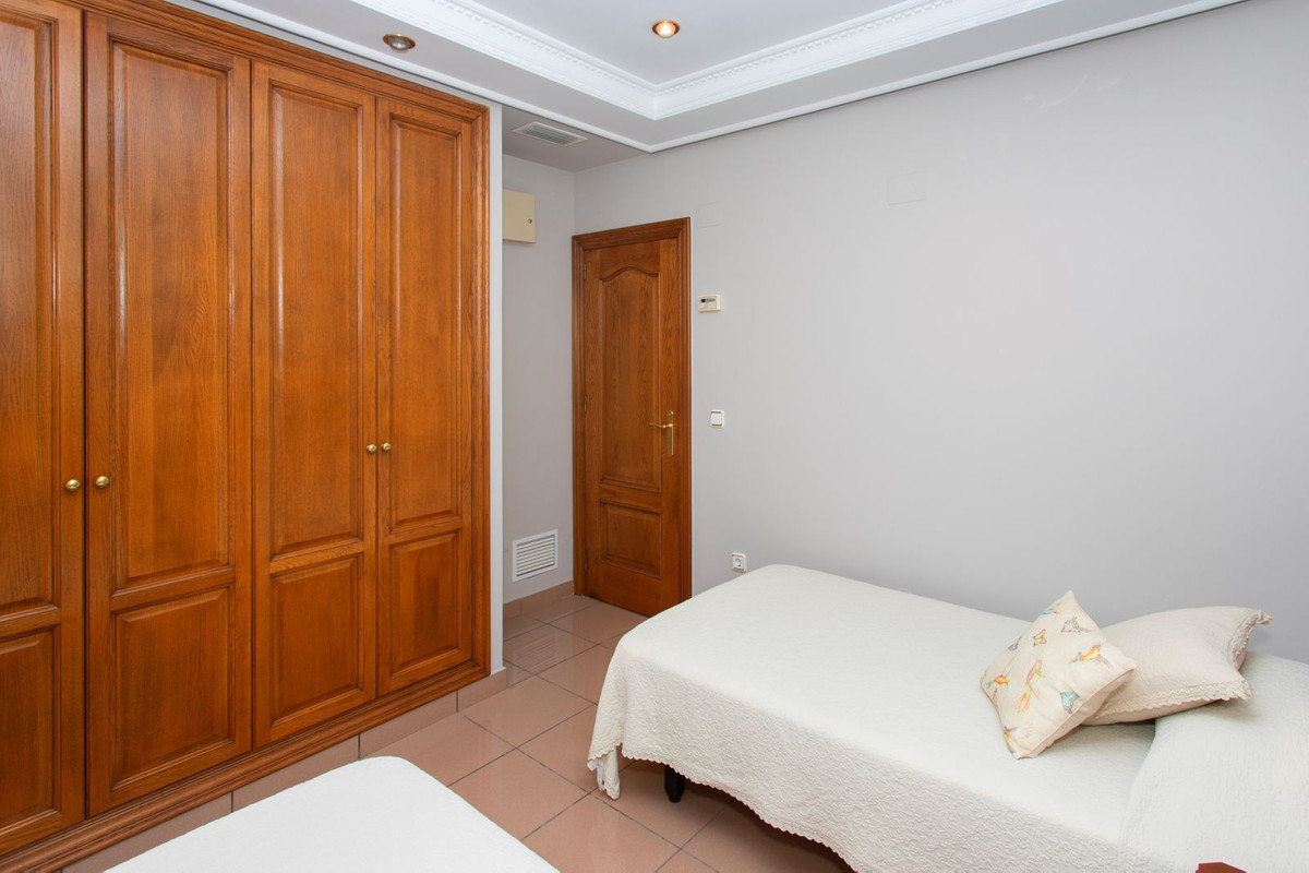 4 Bed Townhouse for sale in Torrevieja Costa Blanca, Alicante, Spain