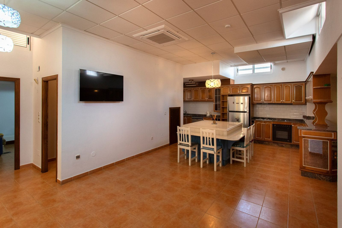 4 Bed Townhouse for sale in Torrevieja Costa Blanca, Alicante, Spain