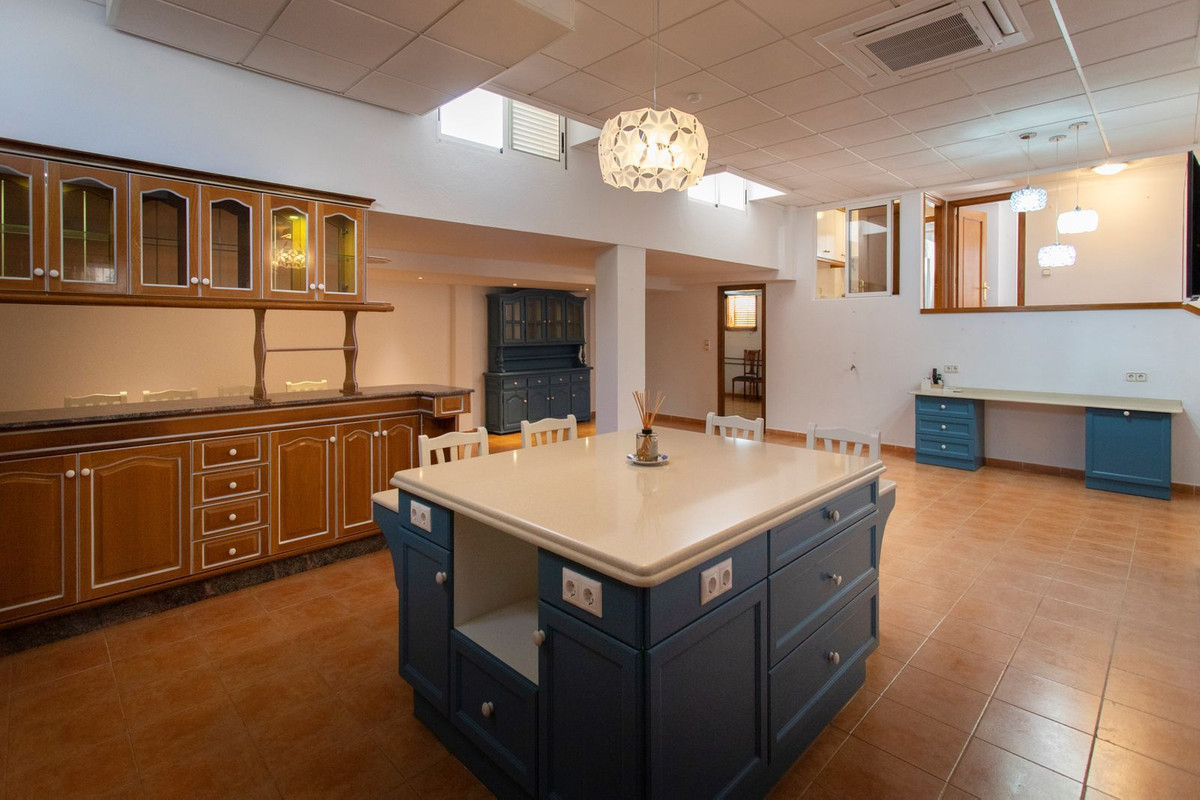 4 Bed Townhouse for sale in Torrevieja Costa Blanca, Alicante, Spain
