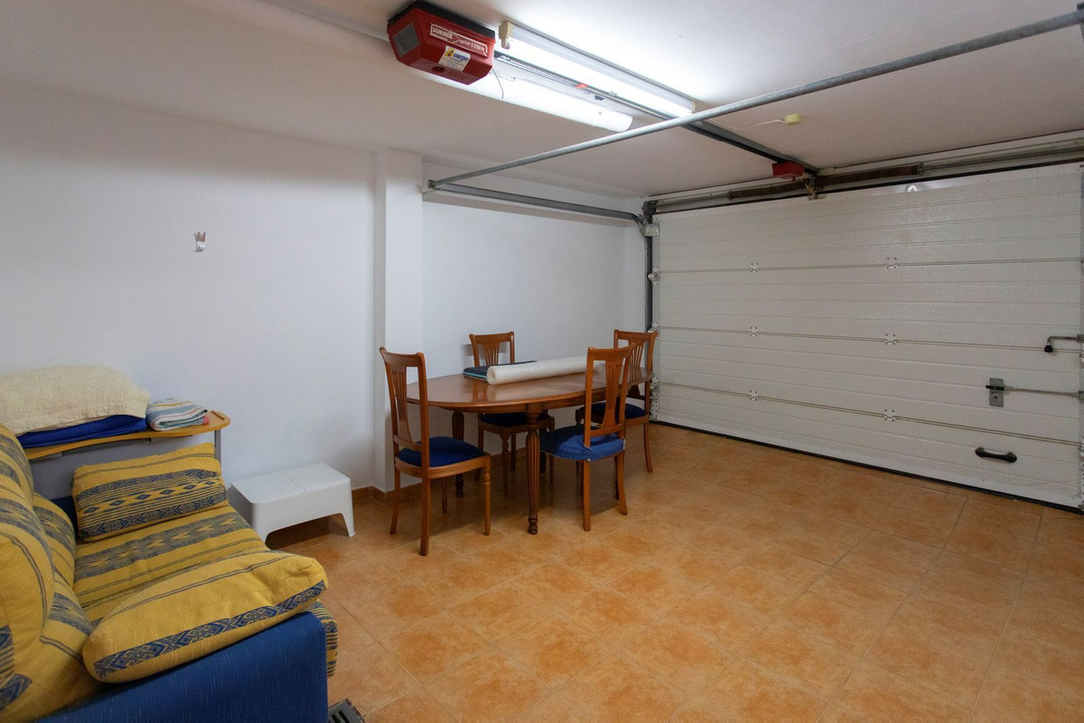 4 Bed Townhouse for sale in Torrevieja Costa Blanca, Alicante, Spain