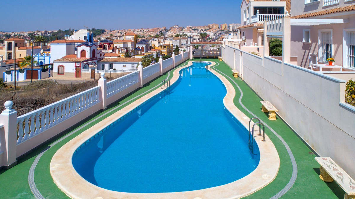 4 Bed Townhouse for sale in Torrevieja Costa Blanca, Alicante, Spain