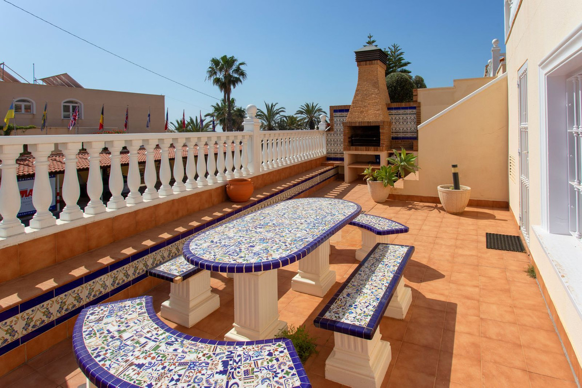 4 Bed Townhouse for sale in Torrevieja Costa Blanca, Alicante, Spain