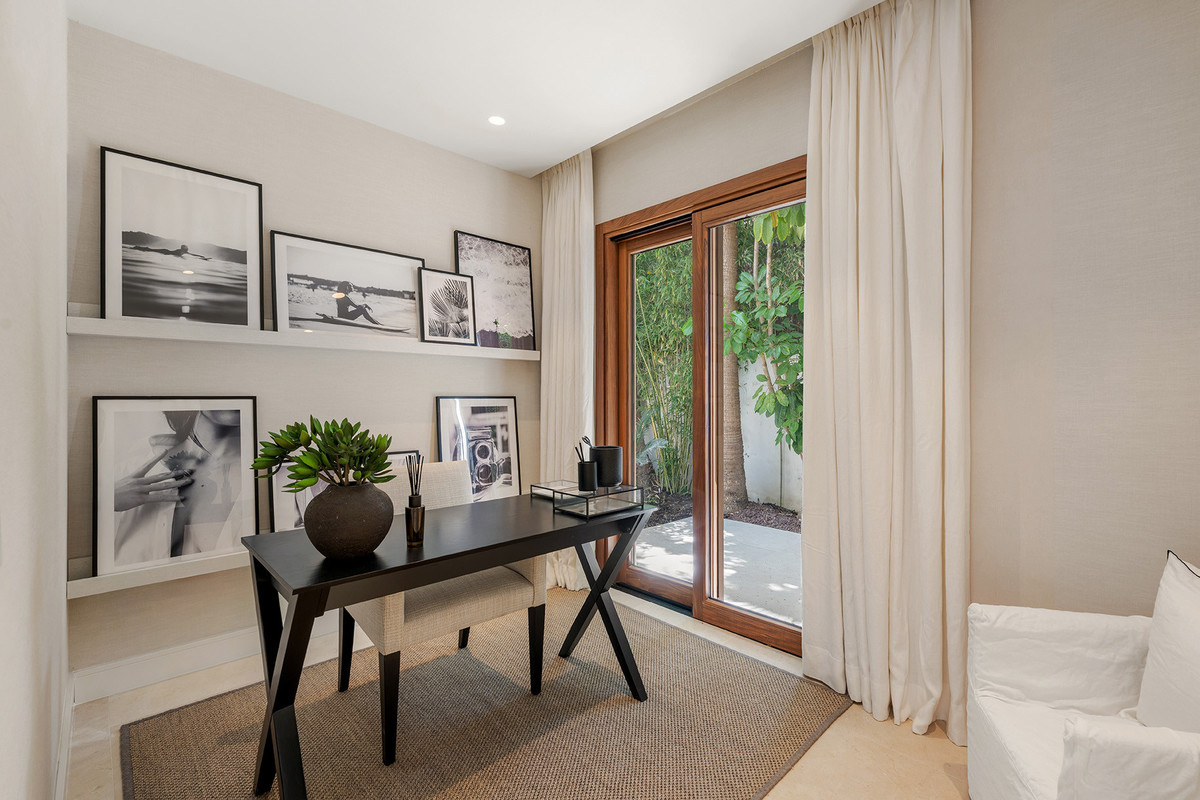 4 Bed Townhouse for sale in Las Brisas Costa Del Sol, Málaga, Spain