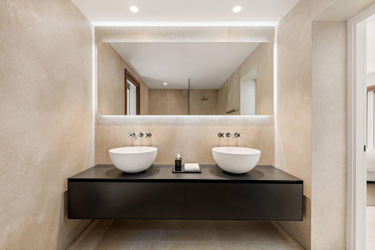4 Bed Townhouse for sale in Las Brisas Costa Del Sol, Málaga, Spain