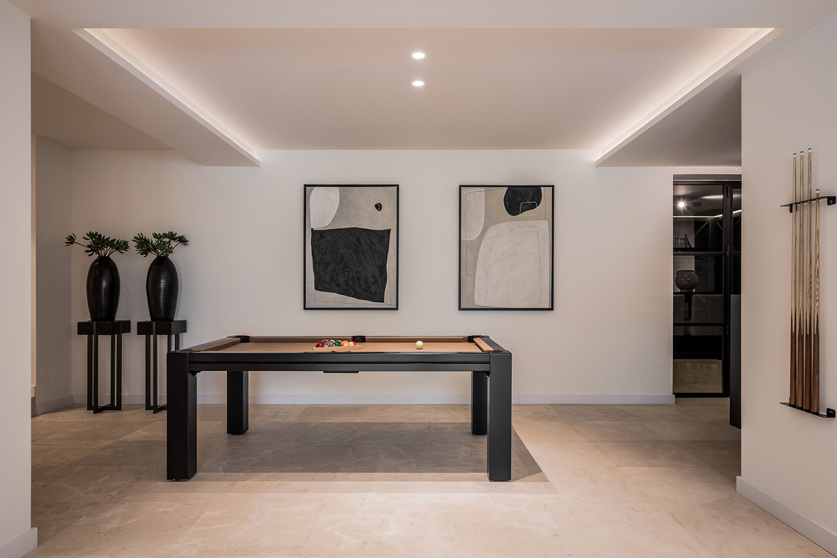 4 Bed Townhouse for sale in Las Brisas Costa Del Sol, Málaga, Spain